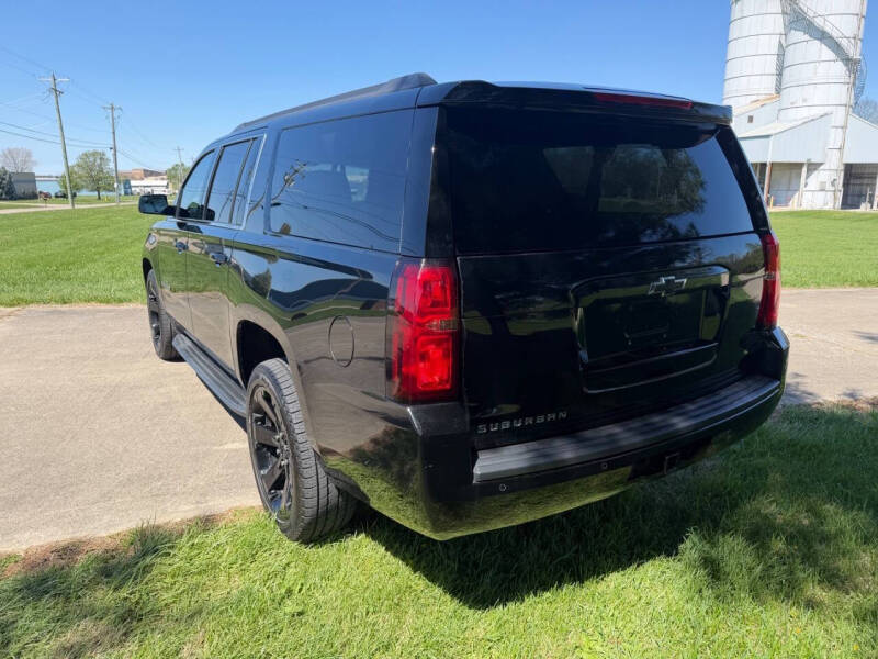 2017 Chevrolet Suburban LS