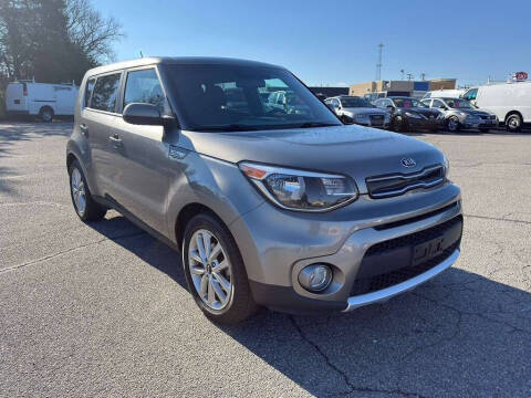 2017 Kia Soul +