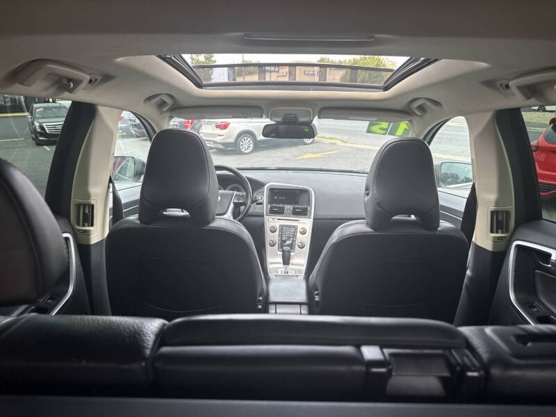 2012 Volvo XC60 3.2 Premier Plus