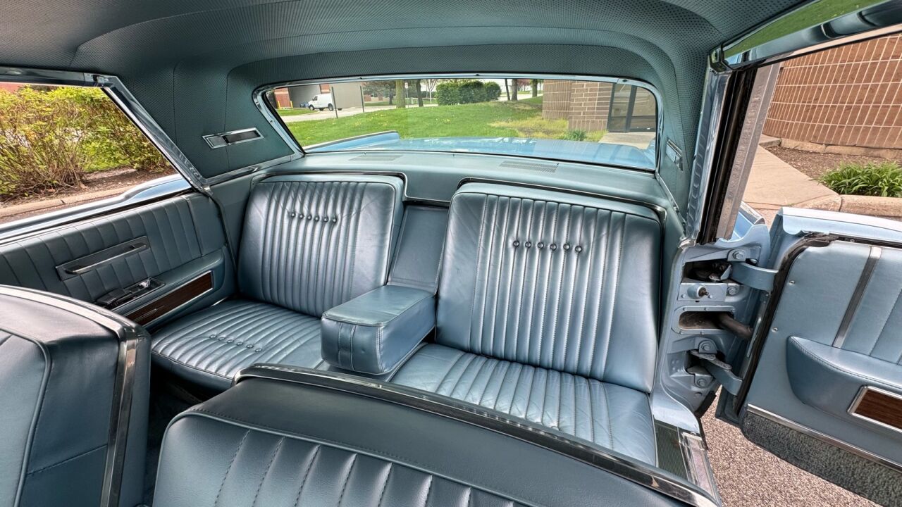 1964 Lincoln Continental 79