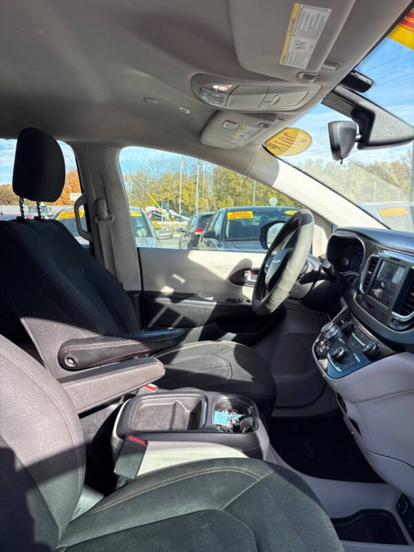 2018 Chrysler Pacifica Touring Plus