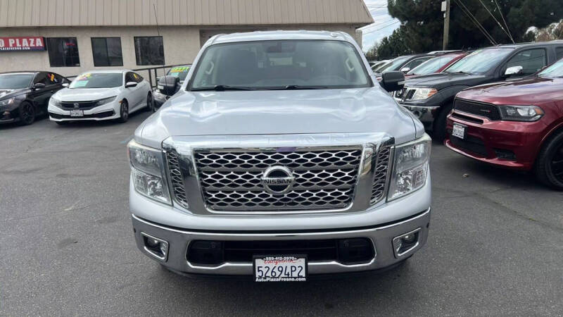 2017 Nissan Titan