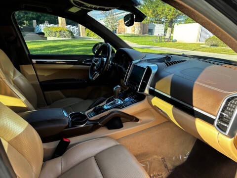 2018 Porsche Cayenne S