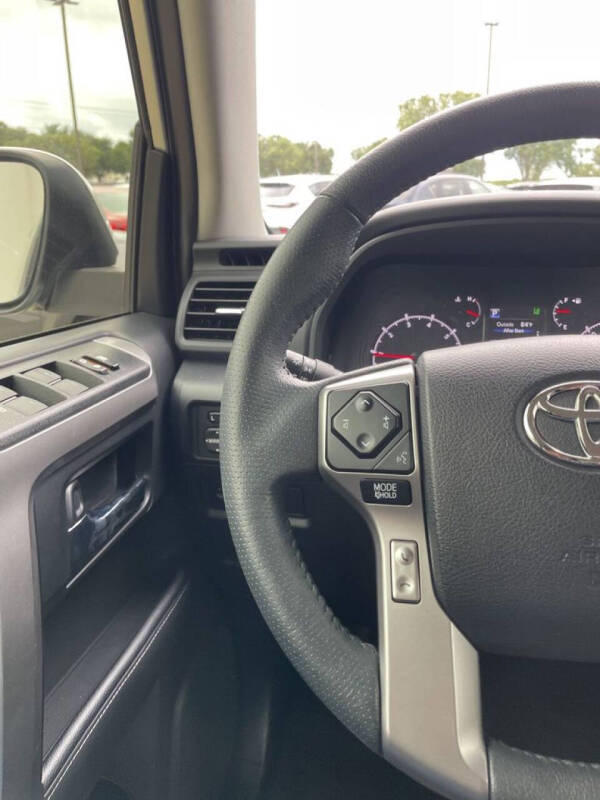 2020 Toyota 4Runner SR5