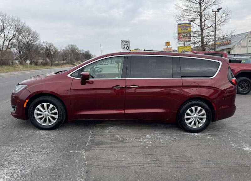 2018 Chrysler Pacifica Touring Plus