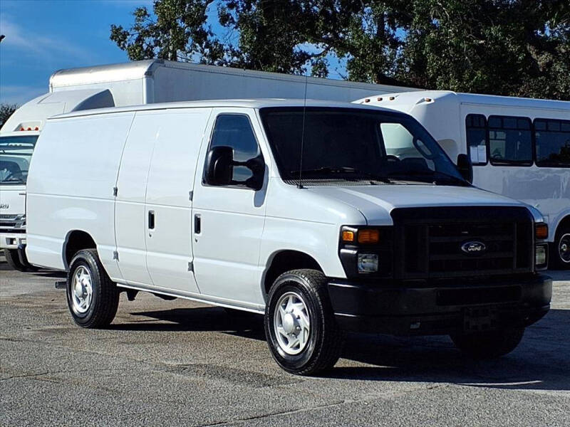 2012 Ford E-Series E-350 SD
