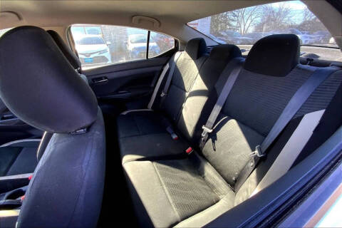 2022 Nissan Versa SV