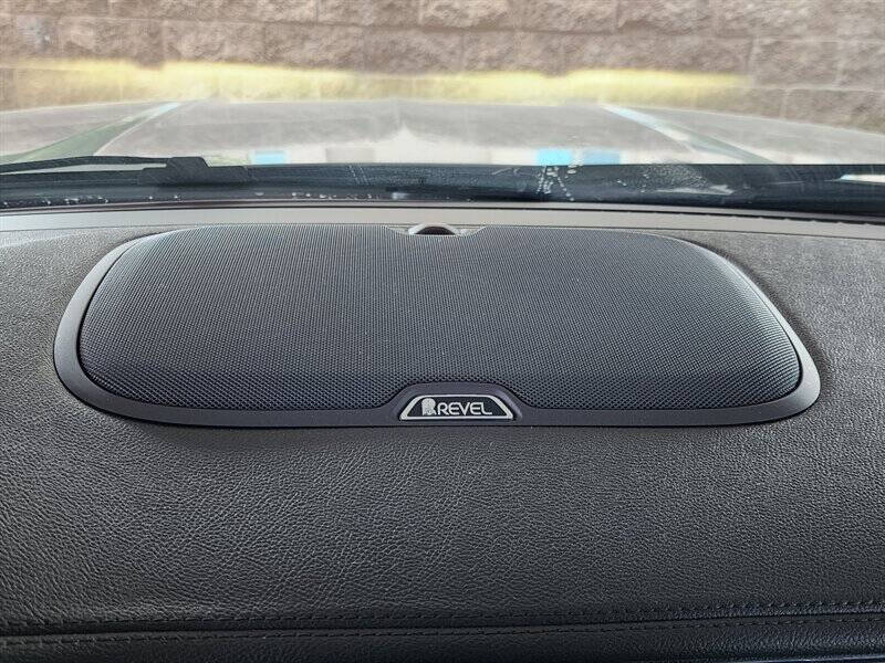 2023 Lincoln Navigator Standard