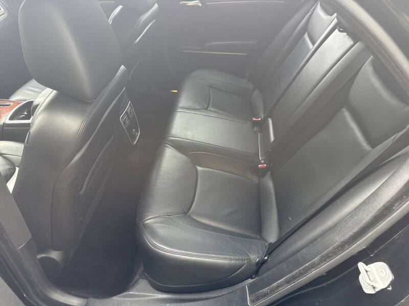 2013 Chrysler 300