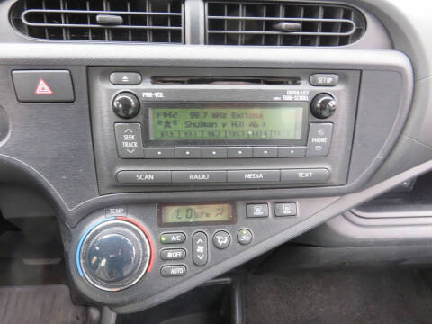 2014 Toyota Prius c One