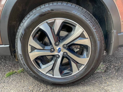 2020 Subaru Outback Touring