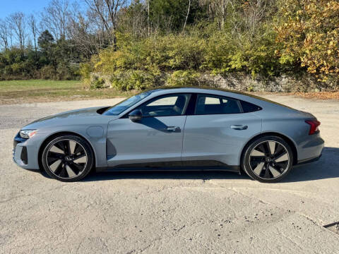 2024 Audi e-tron GT quattro Prestige