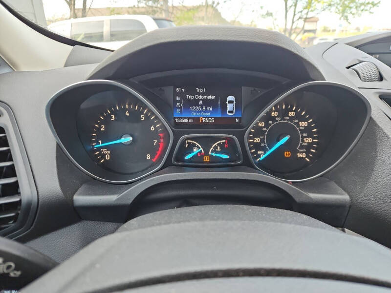 2017 Ford Escape S