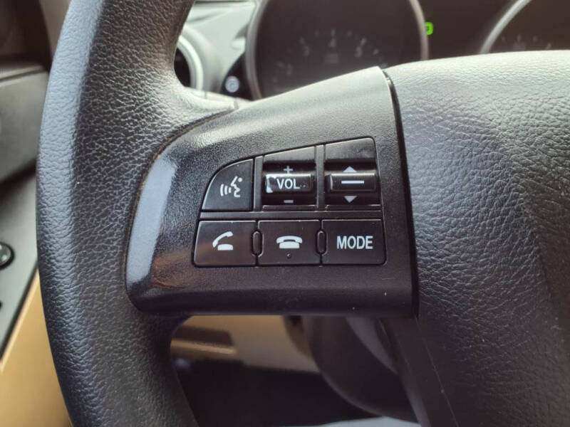 2011 Mazda MAZDA3 i Touring