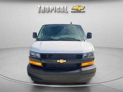 2025 Chevrolet Express 2500