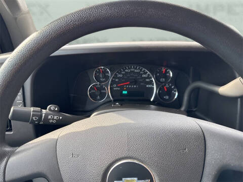 2023 Chevrolet Express 2500