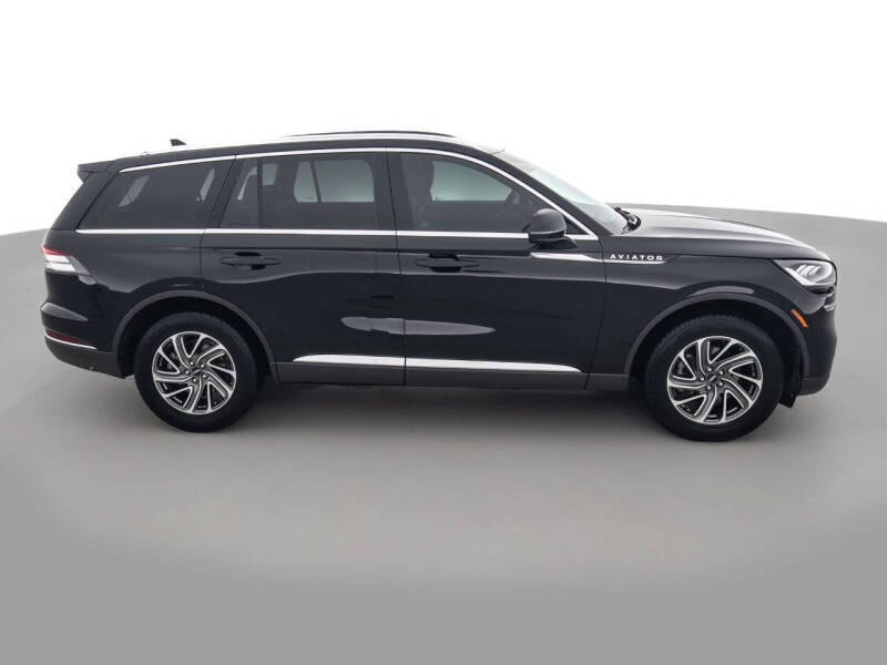 2022 Lincoln Aviator Livery