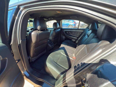 2015 Ford Taurus SEL