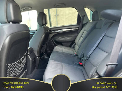 2012 Kia Sorento LX
