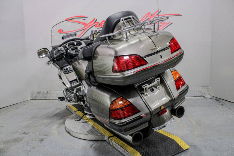 2004 Honda Gold Wing