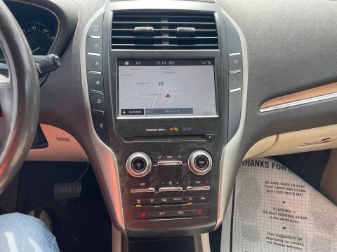 2017 Lincoln MKC Select