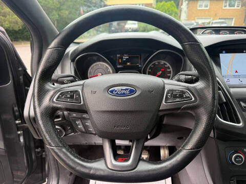 2017 Ford Focus ST