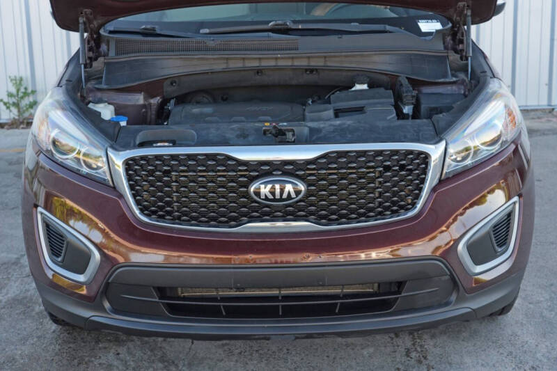 2017 Kia Sorento LX