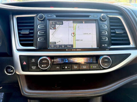 2017 Toyota Highlander XLE