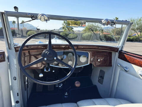 1932 Packard Deluxe 8