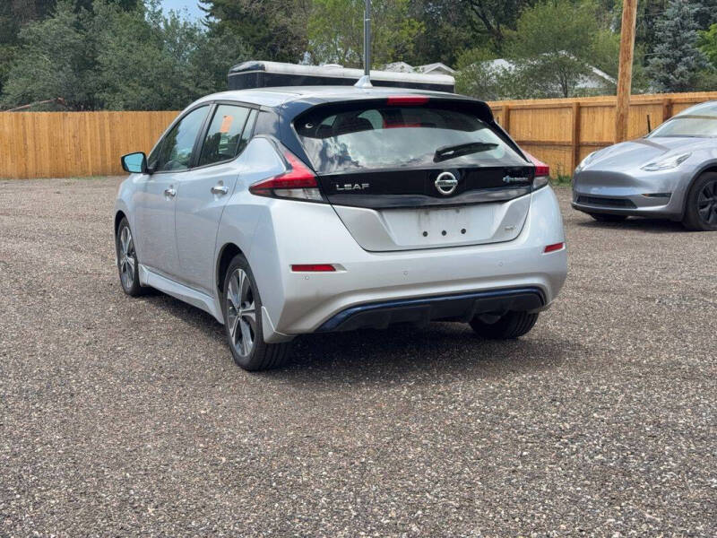 2022 Nissan LEAF SV