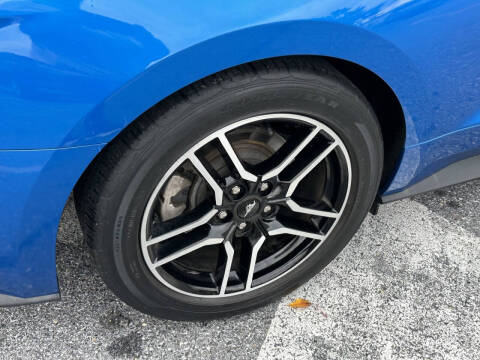 2021 Ford Mustang EcoBoost