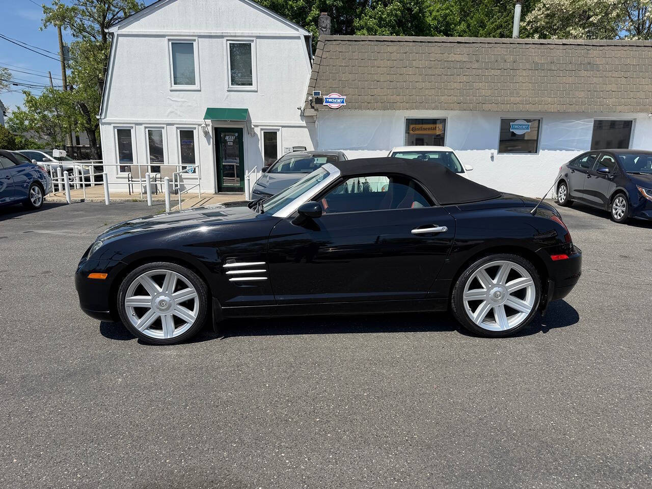2007 Chrysler Crossfire 23