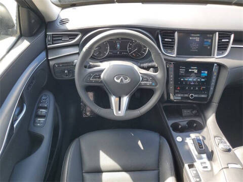 2025 Infiniti QX50 Luxe