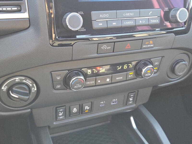 2023 Nissan Frontier SV