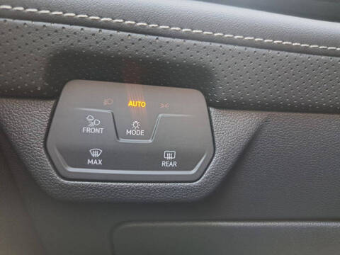 2025 Volkswagen Atlas SE