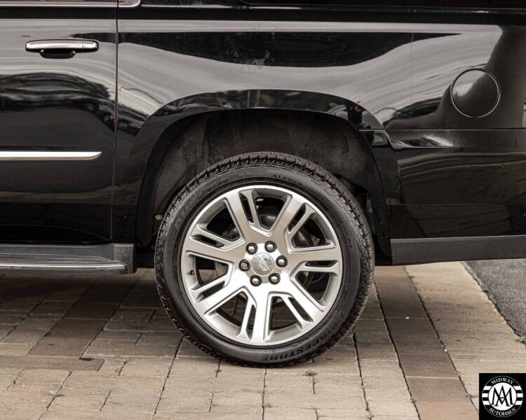 2018 Cadillac Escalade ESV Luxury