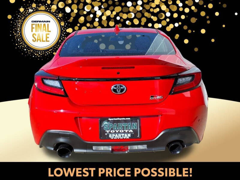 2025 Toyota GR86 Premium