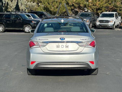 2013 Hyundai Sonata Hybrid