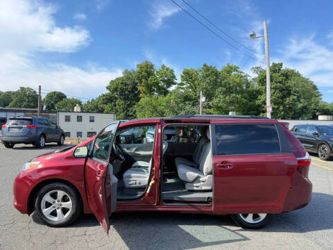 2017 Toyota Sienna