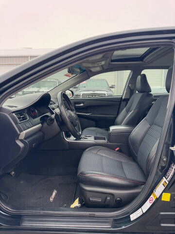 2015 Toyota Camry SE