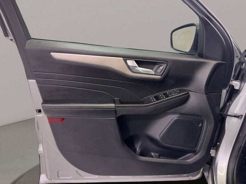 2021 Ford Escape Hybrid SE