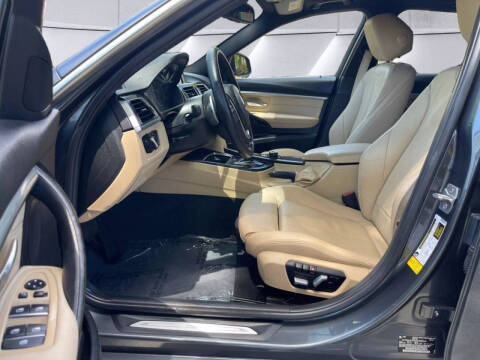 2017 BMW 3 Series 330i