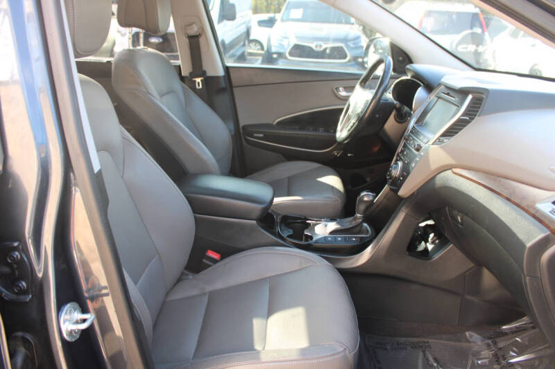 2017 Hyundai Santa Fe