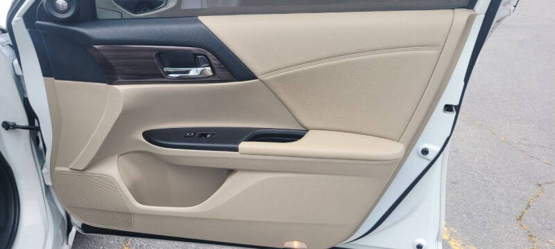 2016 Honda Accord EX-L V6 w/Navi w/Honda Sensing