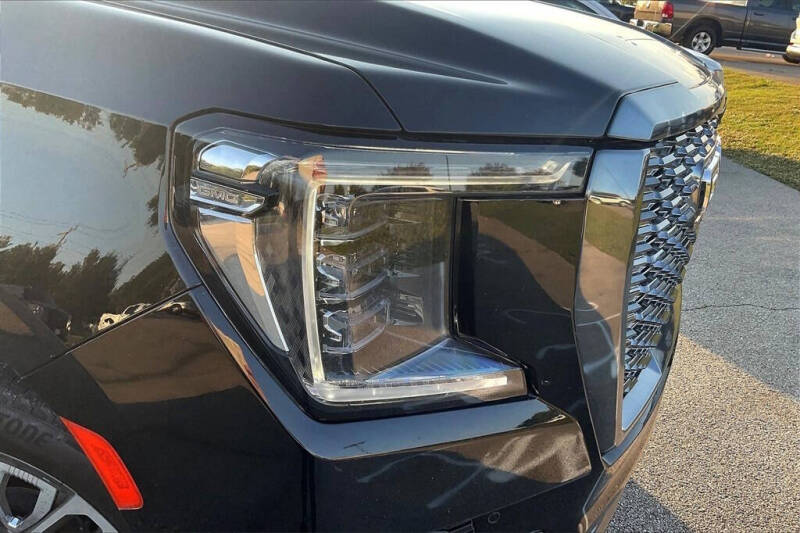 2023 GMC Yukon Denali Ultimate