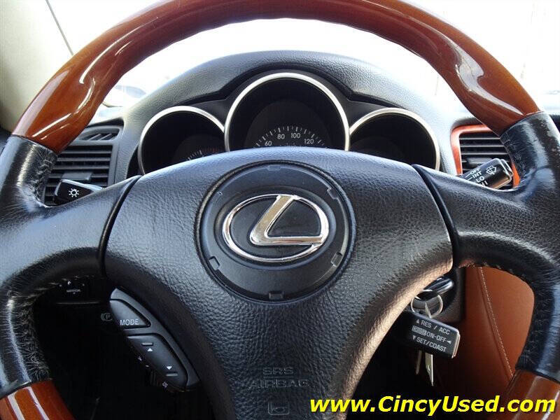 2004 Lexus SC 430
