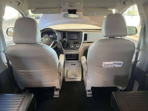2020 Toyota Sienna L 7-Passenger