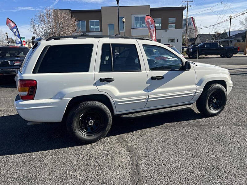 2004 Jeep Grand Cherokee Laredo
