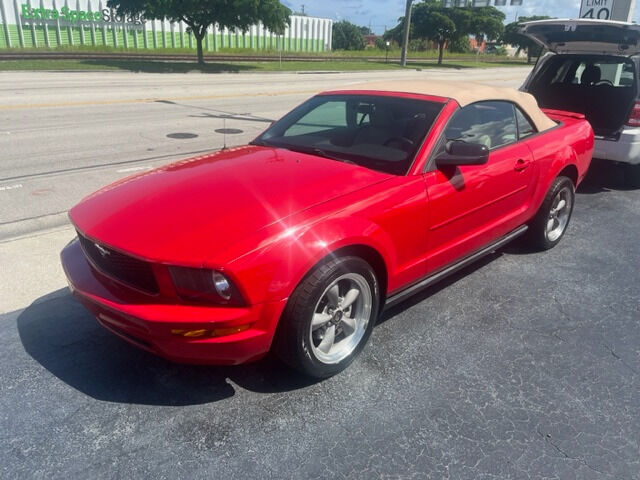 2007 Ford Mustang Convertible - $7,995