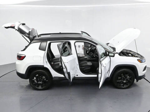 2023 Jeep Compass Altitude